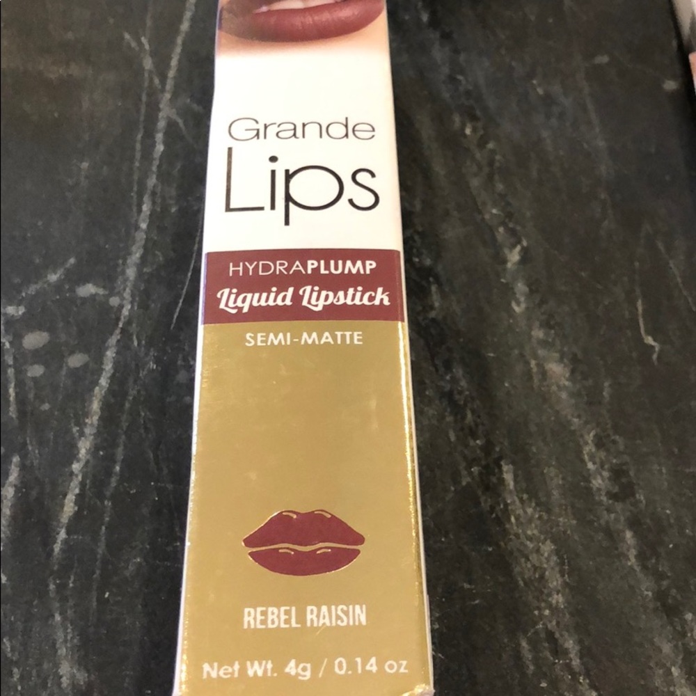Grande Lips semi-matte lip plumper